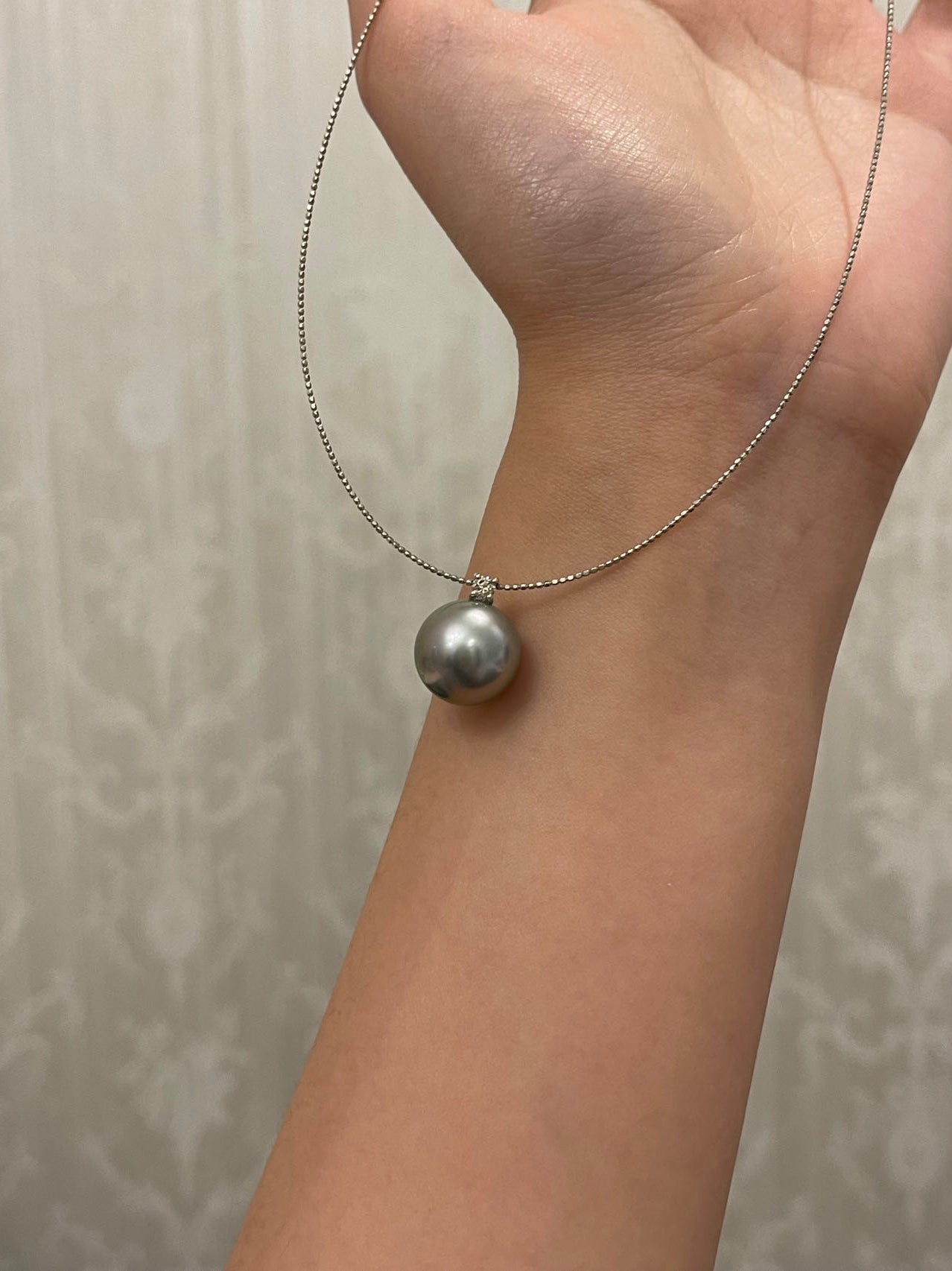 12mm グレー タヒチアン パール ダイヤモンド ペンダント ワイヤー ネックレス 18K ホワイト ゴールド
