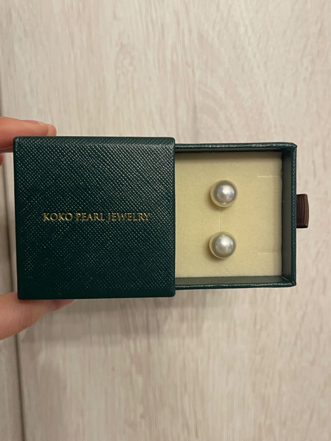 クリップイヤリングあり丨セミラウンド 11mm 天然シャンパントーン 南洋真珠スタッドイヤリング