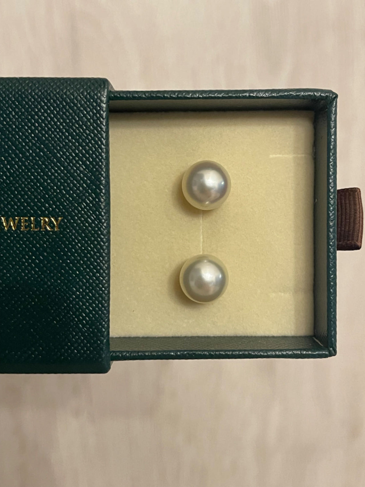 Clip Earrings Available丨 Button Shaped 11mm Natural Champagne Tone South Sea Pearl Stud Earrings