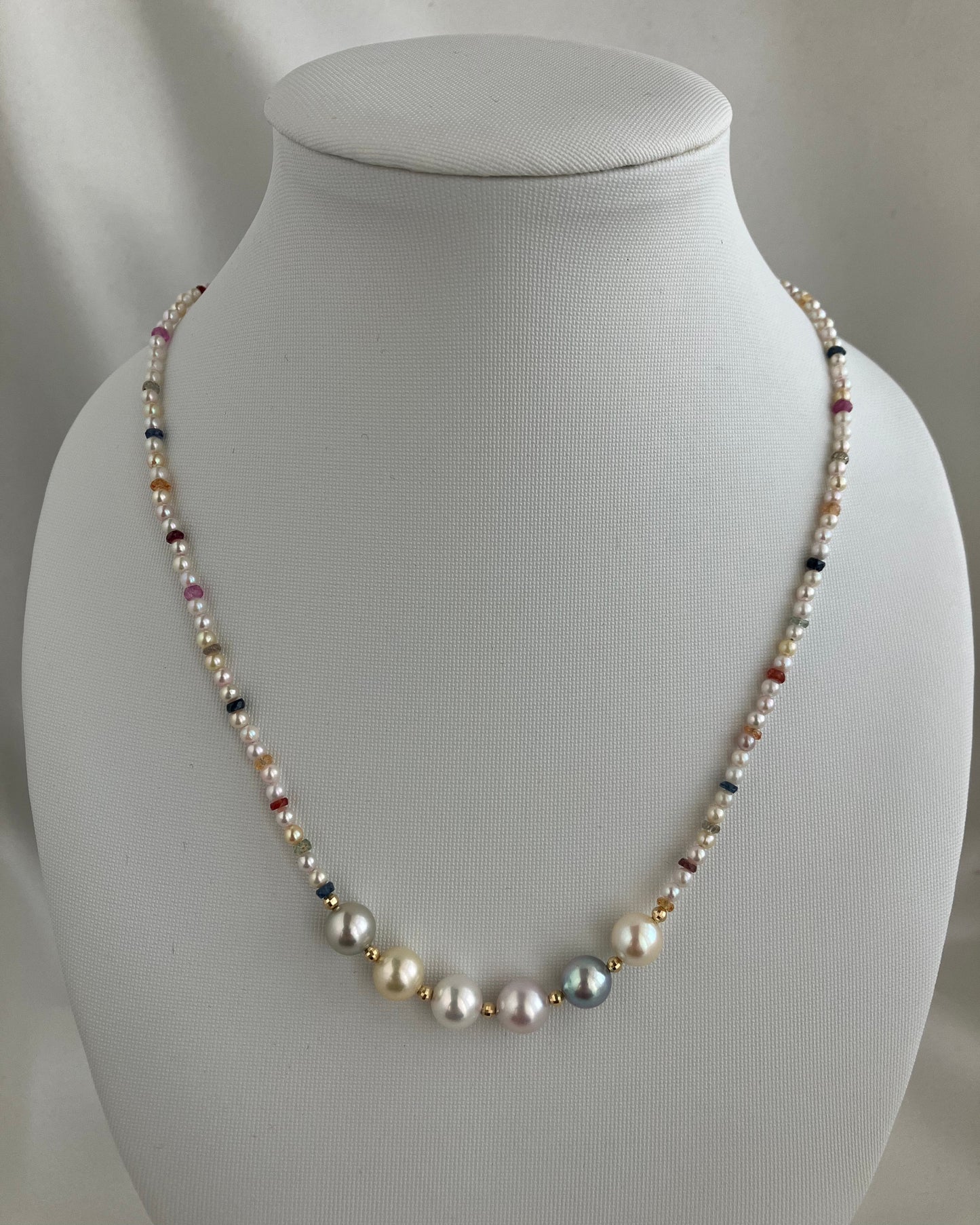 Rainbow Color Sapphire ＆ Rare 2.0-2.5mm Mixed Color Akoya Pearl Beads Strand Necklace 18K Yellow Gold