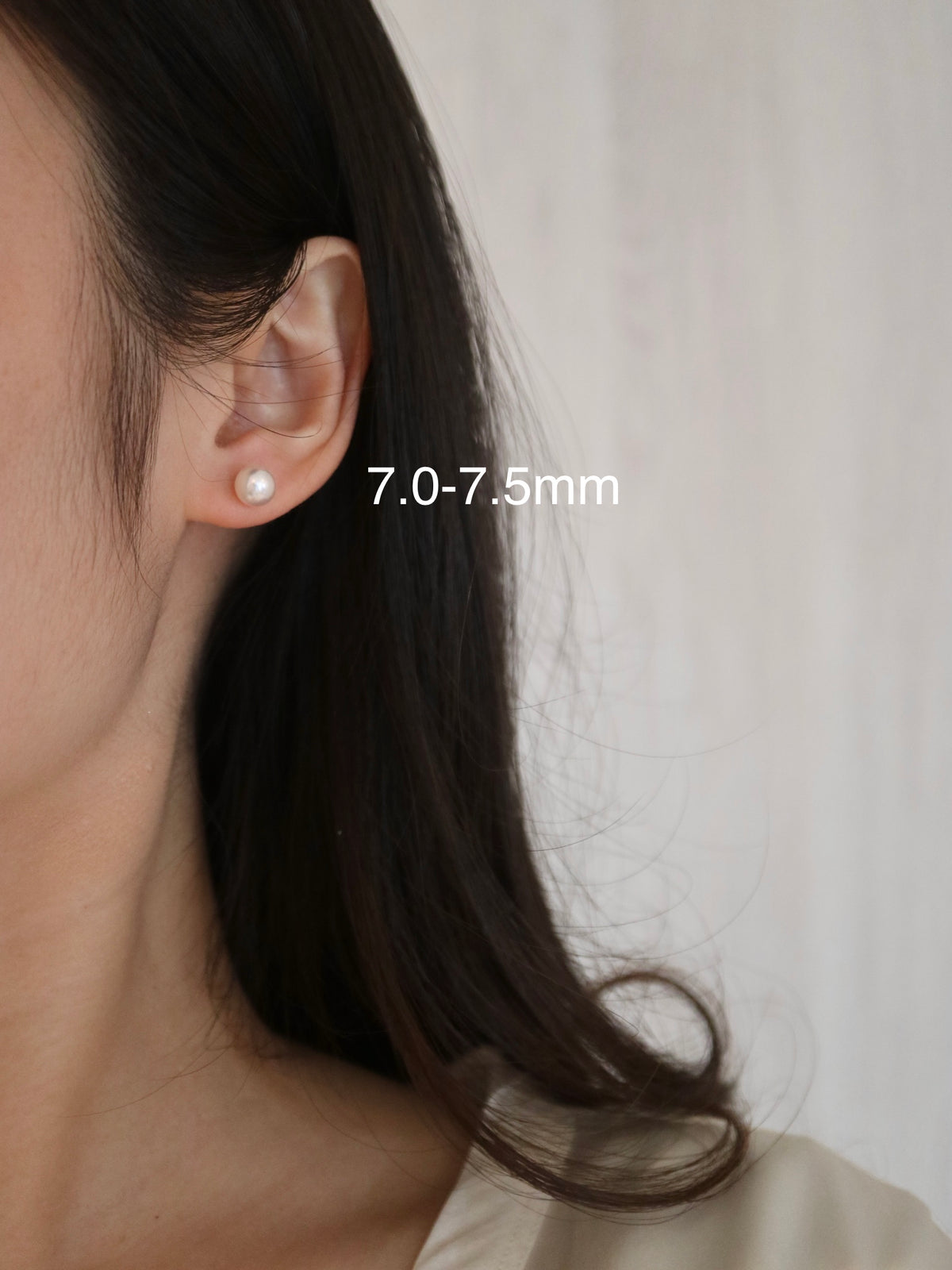 18K Gold Akoya Pearl Stud Earrings, White Round