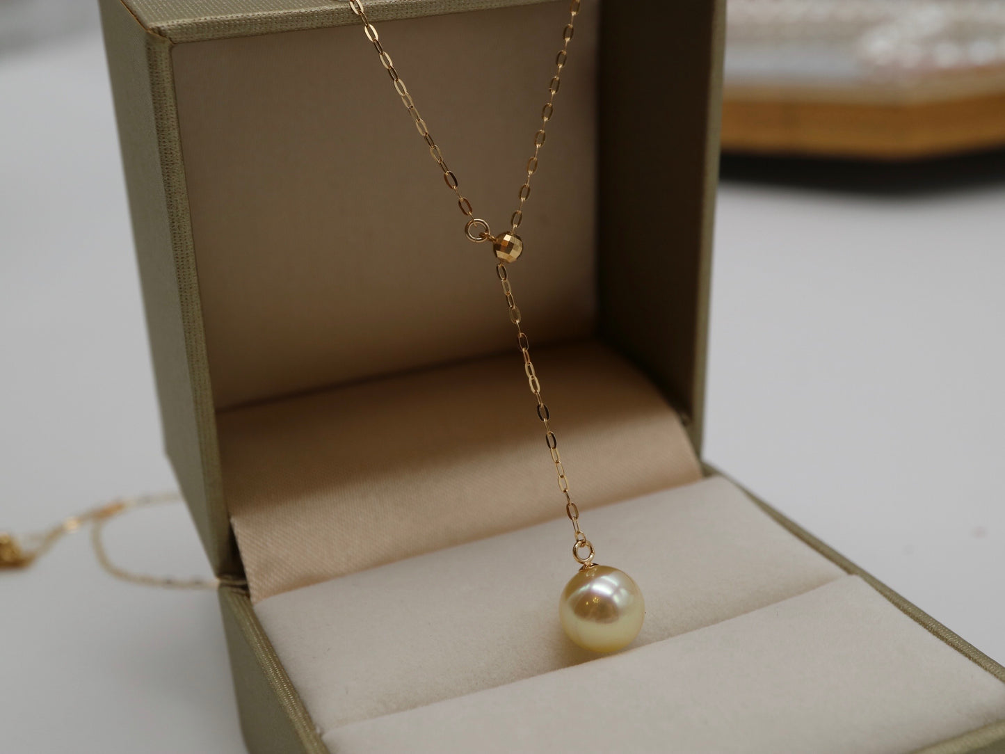 8.0mm Natural Cream Golden Akoya Pearl Adjustable Y Necklace 18K Yellow Gold