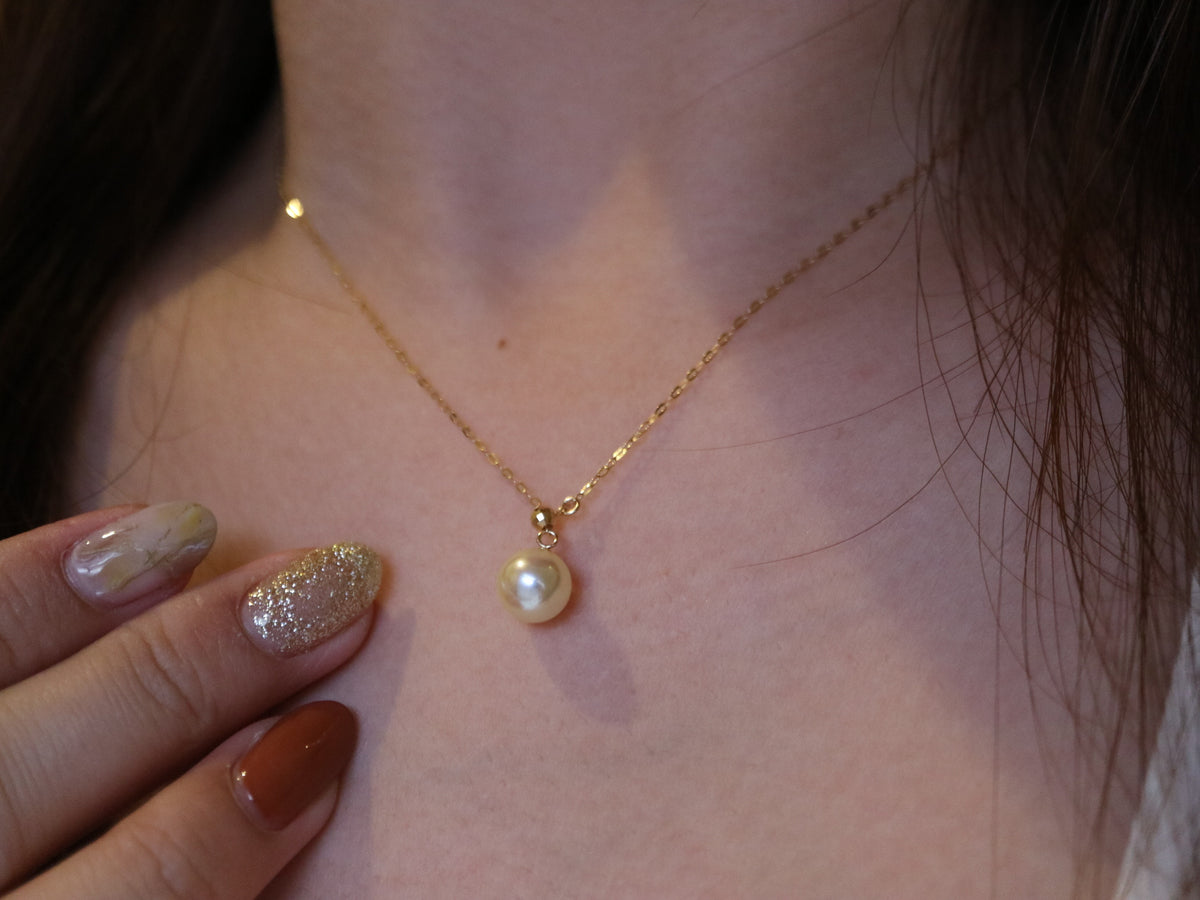 8.0mm Natural Cream Golden Akoya Pearl Adjustable Y Necklace 18K Yellow Gold