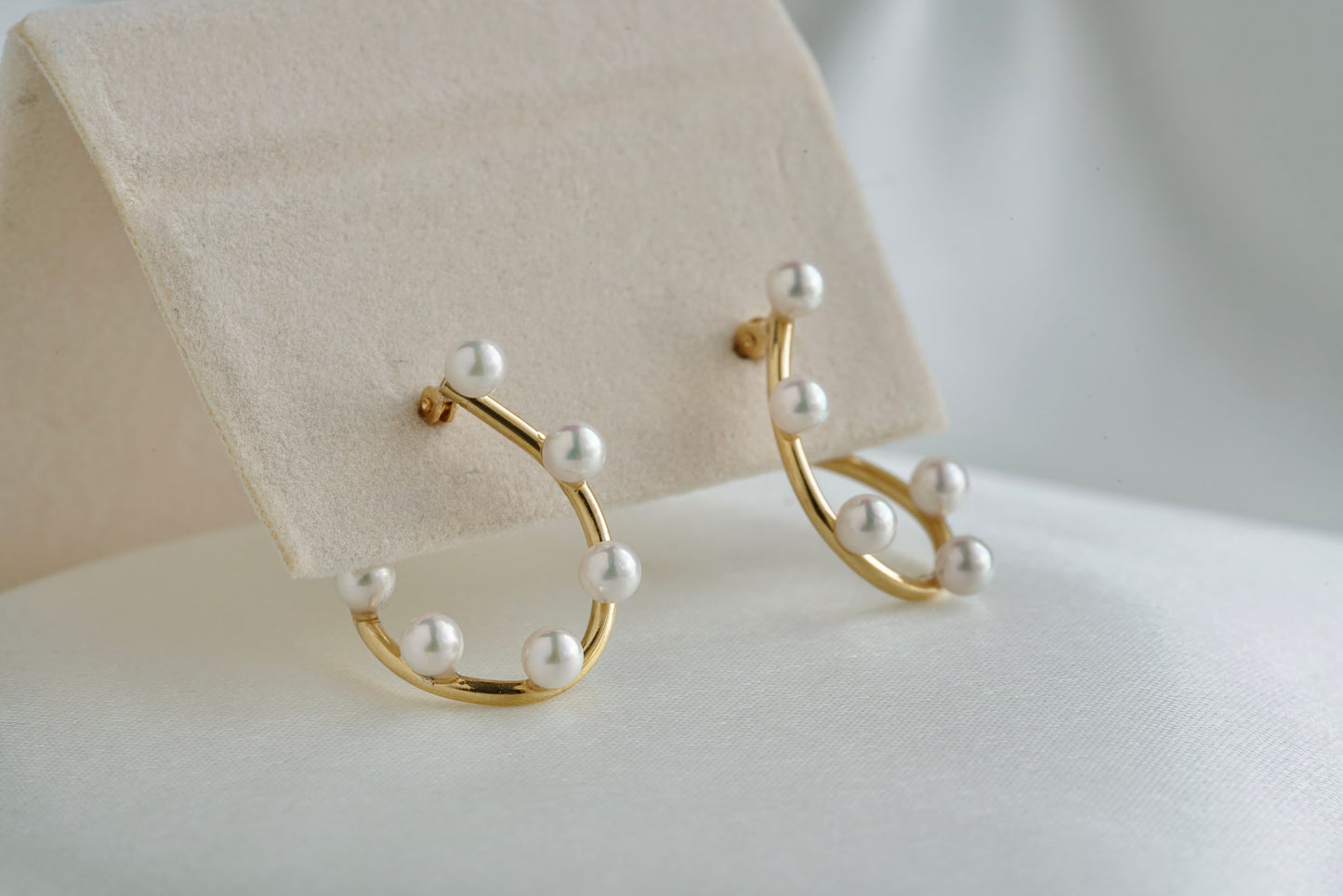 Rare Size 2.5mm Akoya Pearl Curved Hoop Earrings 18K Yellow Gold