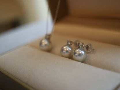 7.5mm Natural Silver Gray Akoya Pearl Diamond Stud Earrings 18K White Gold - KOKOPEARLJEWELRY - 4