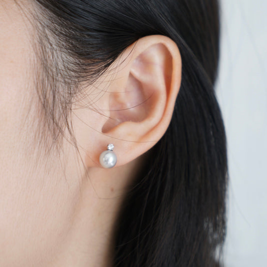 7.5mm Natural Silver Gray Akoya Pearl Diamond Stud Earrings 18K White Gold