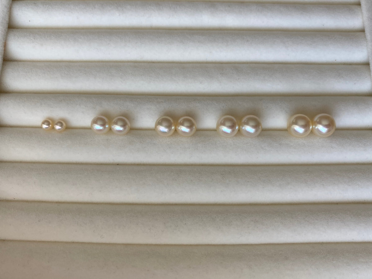 Pierced/Clip-On Type | 6.5mm 7.5mm Natural Cream Golden Akoya Pearl Earrings 18K Gold