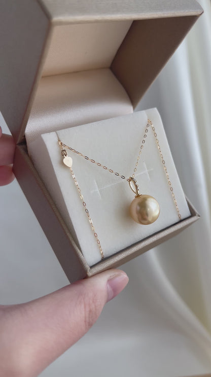 11mm Golden South Sea Pearl Diamond Pendant Necklac 18K Yellow Gold