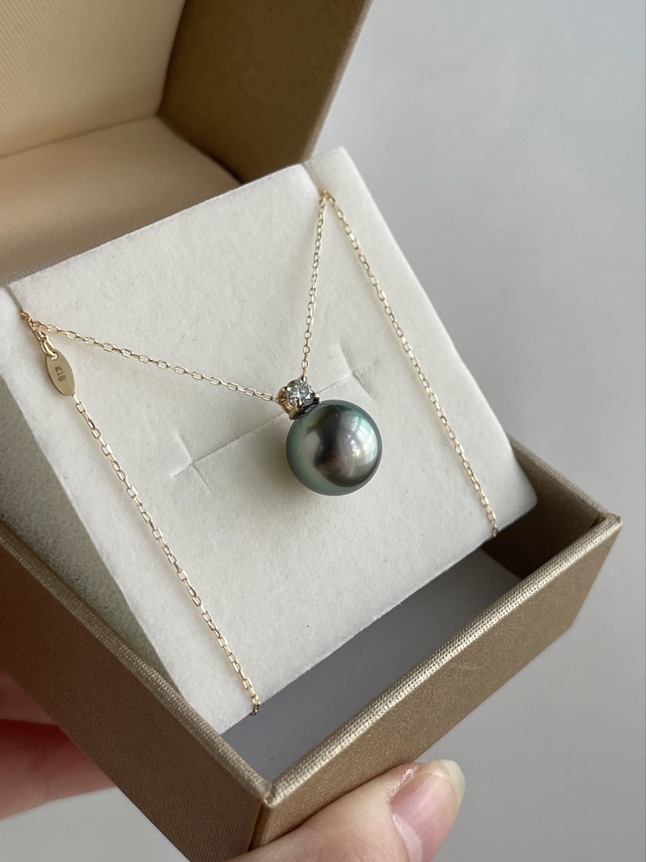 10mm Black Tahitian Pearl Diamond Pendant Necklace 18K Yellow Gold