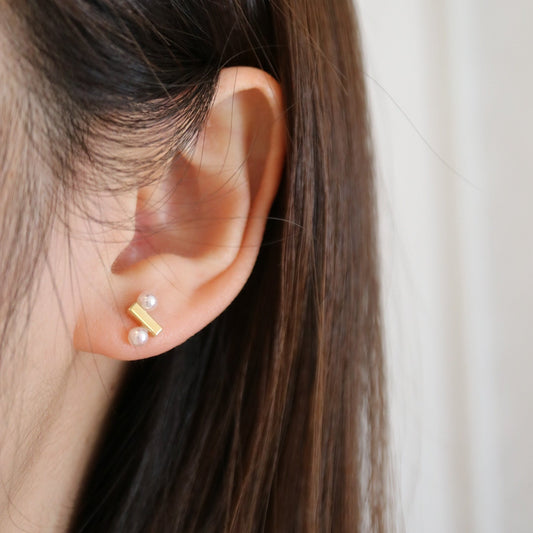 Rare Sized 3.0mm Akoya Pearl Percent Sign Bar Stud Earrings 18K Yellow Gold