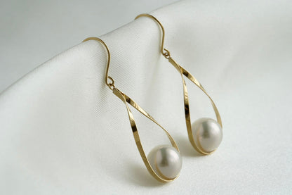 7.5mm Akoya Pearl Teardrop Hook Earrings 18K Yellow Gold - KOKOPEARLJEWELRY - 5